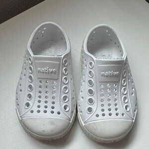 Native Kids White Water Shoes